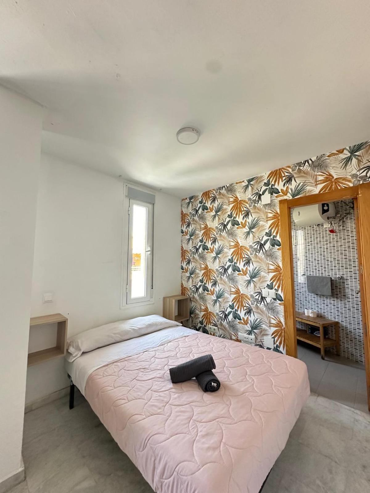 Apartamentos Playa Huelin Málaga Eksteriør bilde